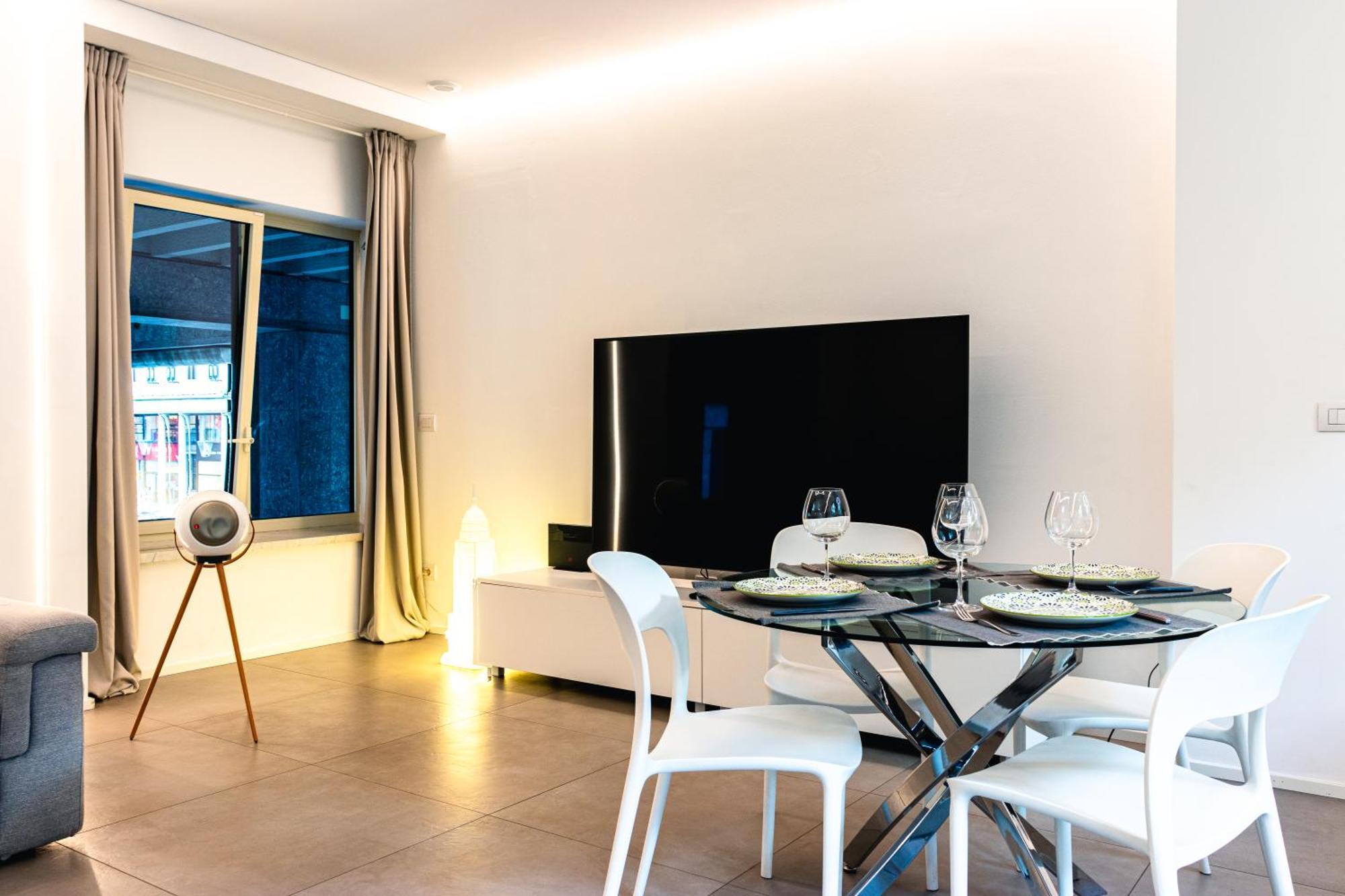 White Roma - Elegant And Comfortable Turin Bagian luar foto